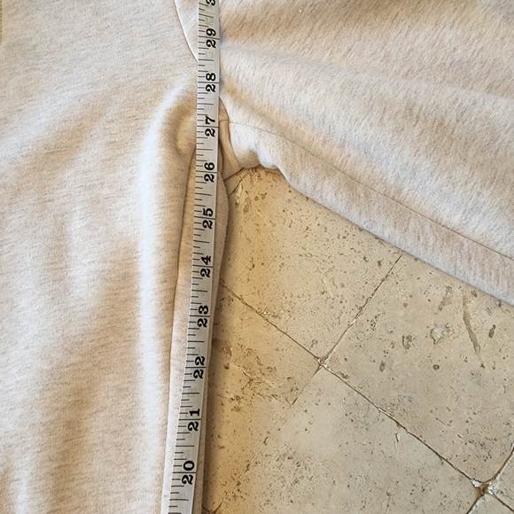 Athletic Works Womens Soft Fuzzy Lined Cream Joggers‐2XL/18 (Fit like Large) - Picture 8 of 8